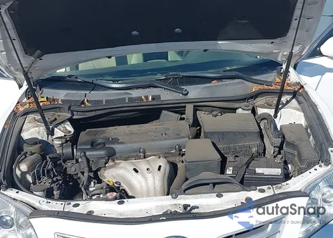 2009 Toyota Camry Le z USA, uszkodzony, nr VIN 4T1BE46K29U827171